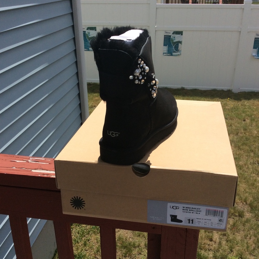 UGG MINI BAILEY BOW BRILLIANT - Picture 2 of 8